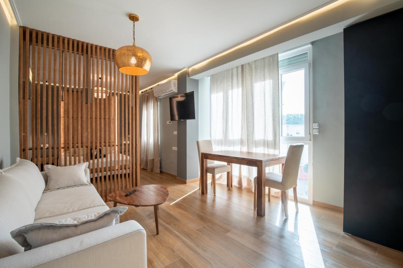 Triana Apartments Deluxe Sevilha Quarto foto